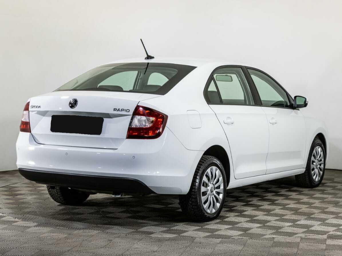 Купить Skoda Rapid с пробегом. Фото: #3