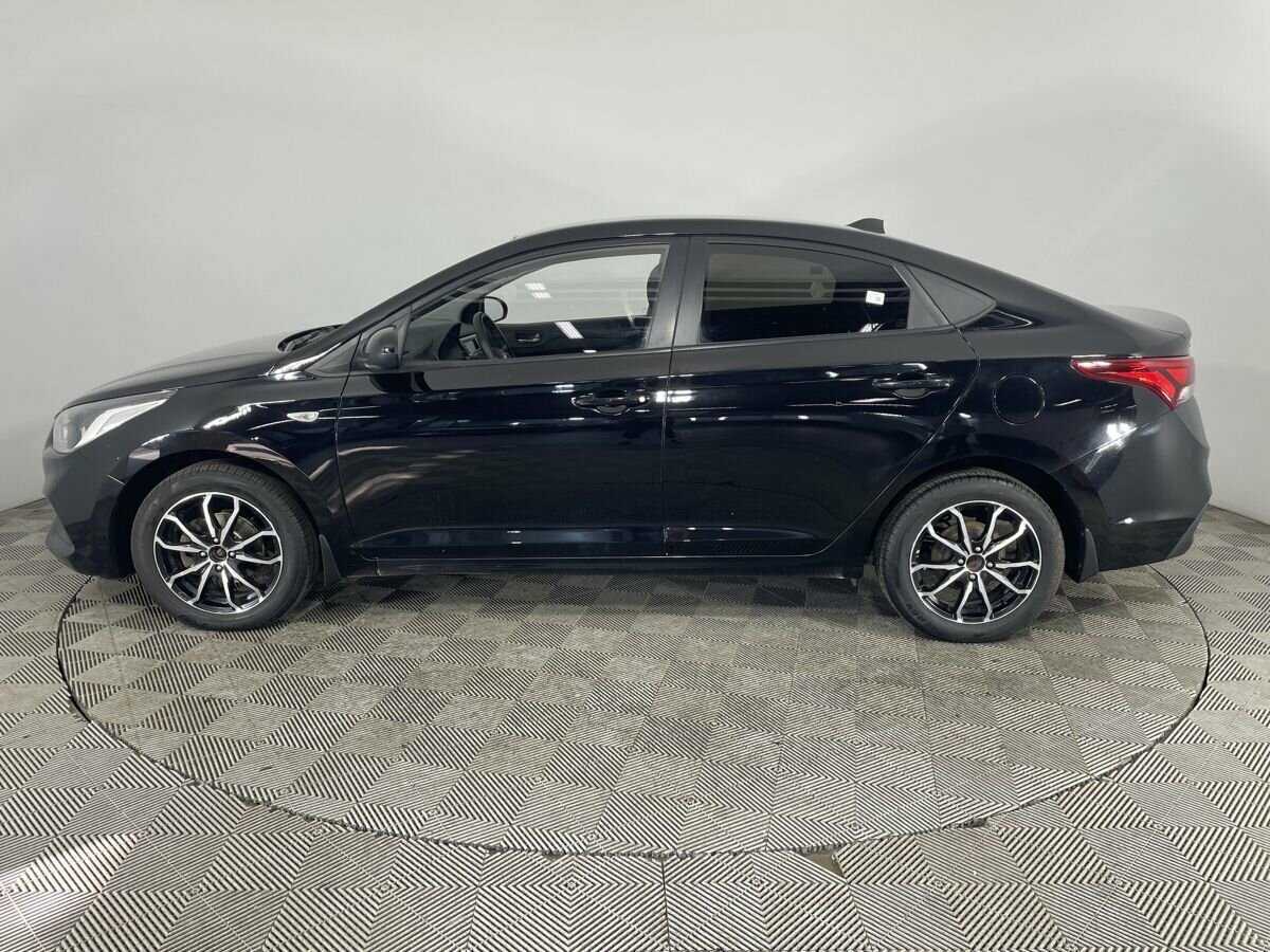 Купить Hyundai Solaris с пробегом. Фото: #4