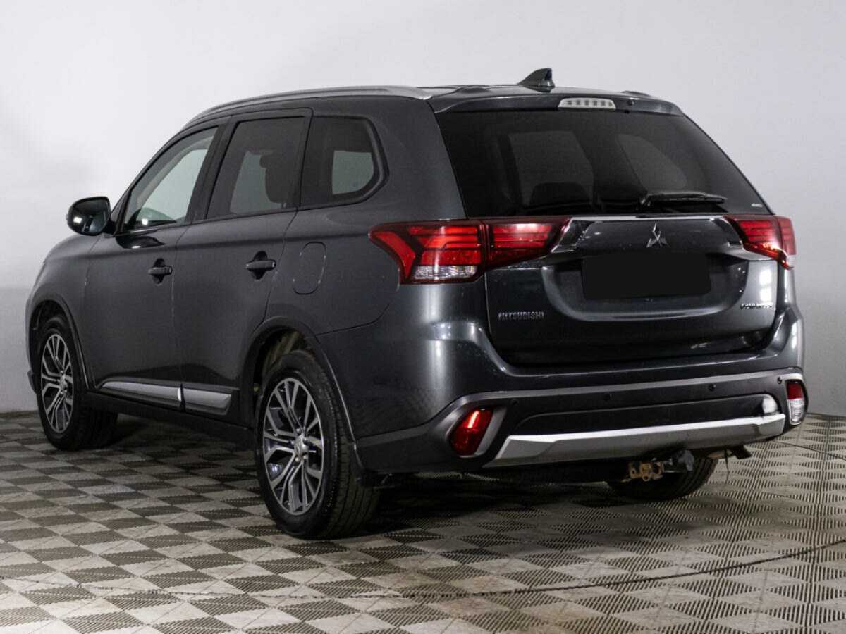 Купить Mitsubishi Outlander с пробегом. Фото: #6