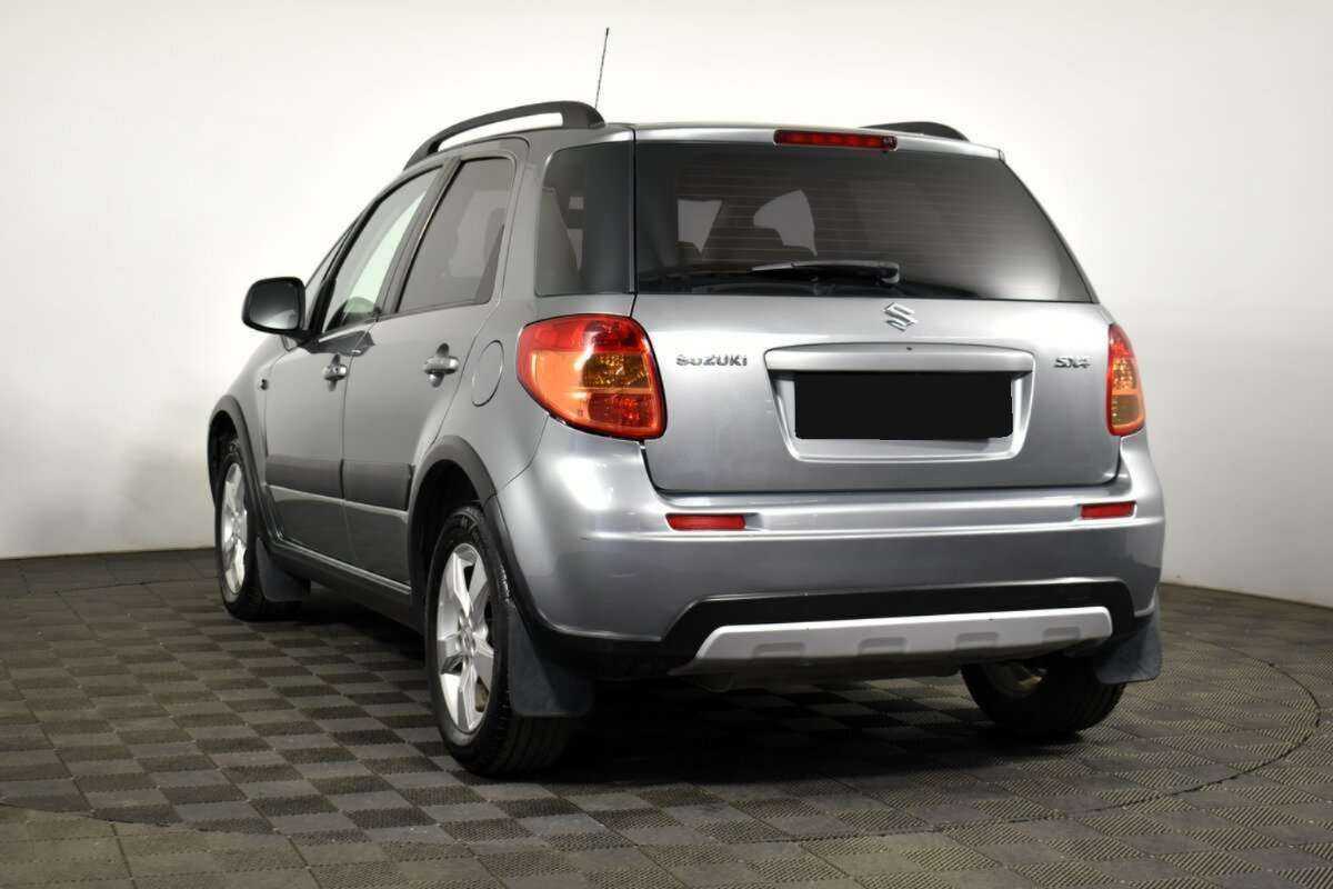 Купить Suzuki SX4 с пробегом. Фото: #5