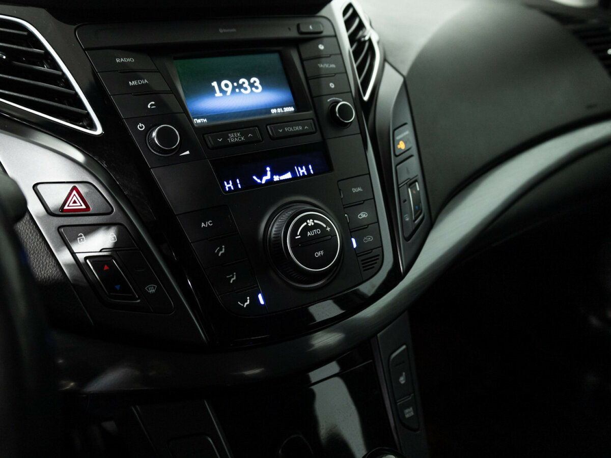 Купить Hyundai i40 с пробегом. Фото: #15