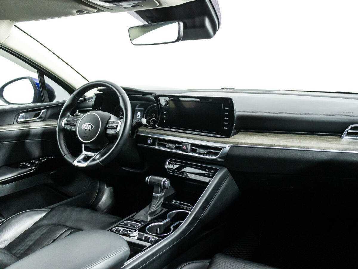 Купить Kia K5 с пробегом. Фото: #8