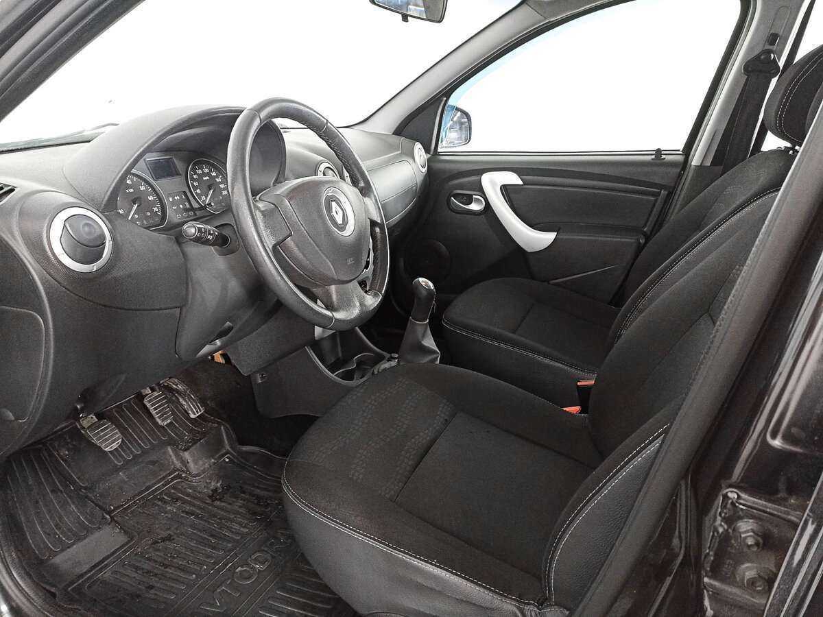 Купить Renault Sandero с пробегом. Фото: #15