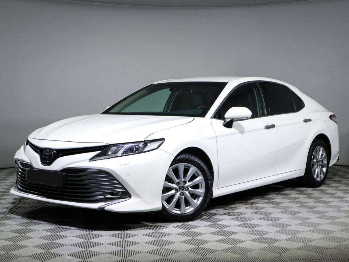 Купить Toyota Camry с пробегом. Посмотреть фото