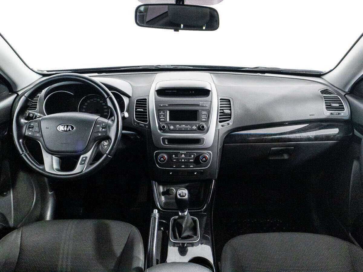 Купить Kia Sorento с пробегом. Фото: #12