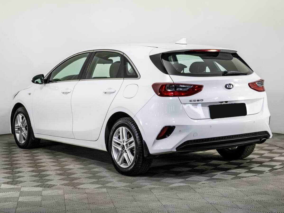 Купить Kia Ceed с пробегом. Фото: #6
