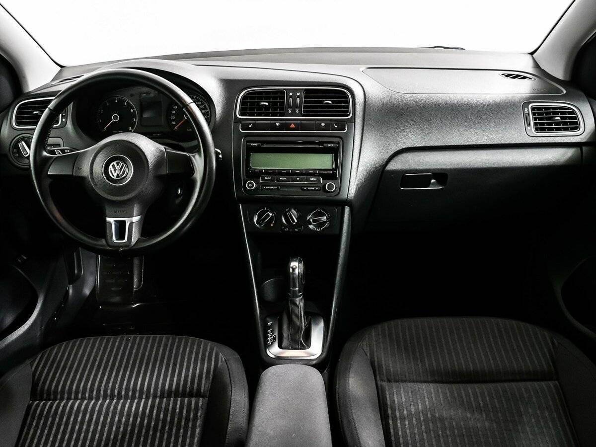 Купить Volkswagen Polo с пробегом. Фото: #11