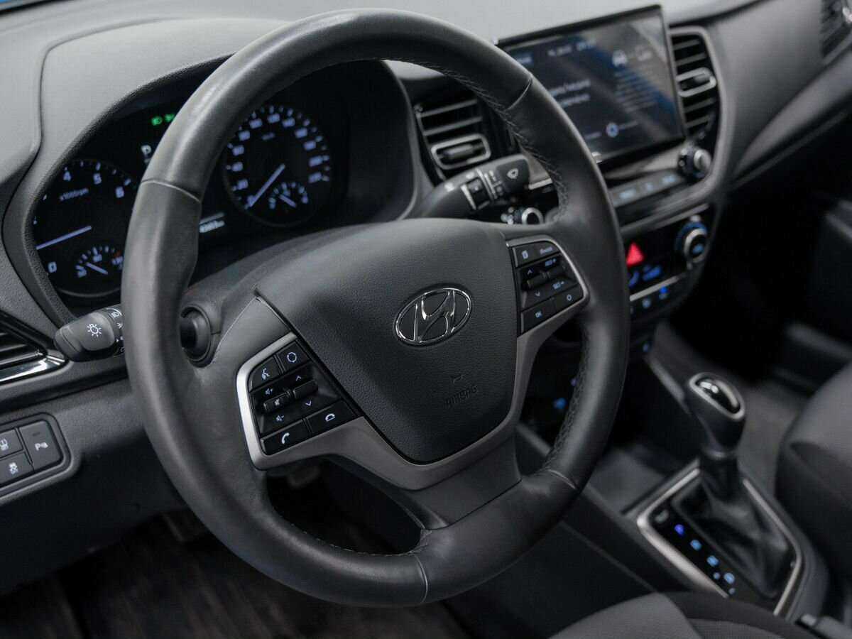 Купить Hyundai Solaris с пробегом. Фото: #15