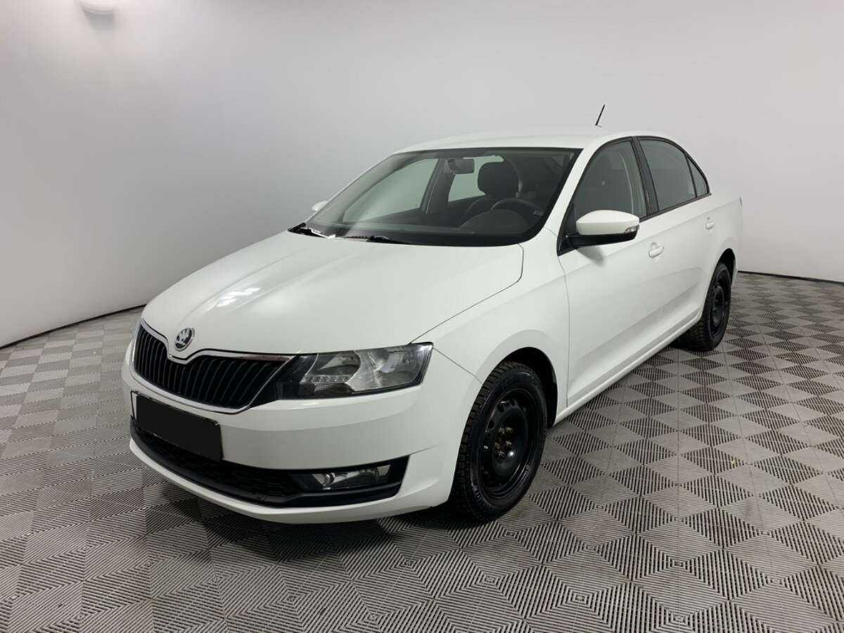 Купить Skoda Rapid с пробегом. Фото: #0