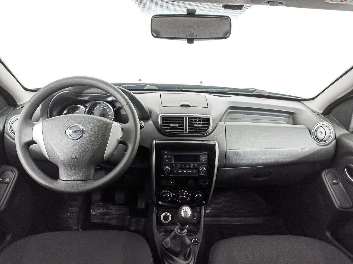 Купить Nissan Terrano с пробегом. Фото: #11