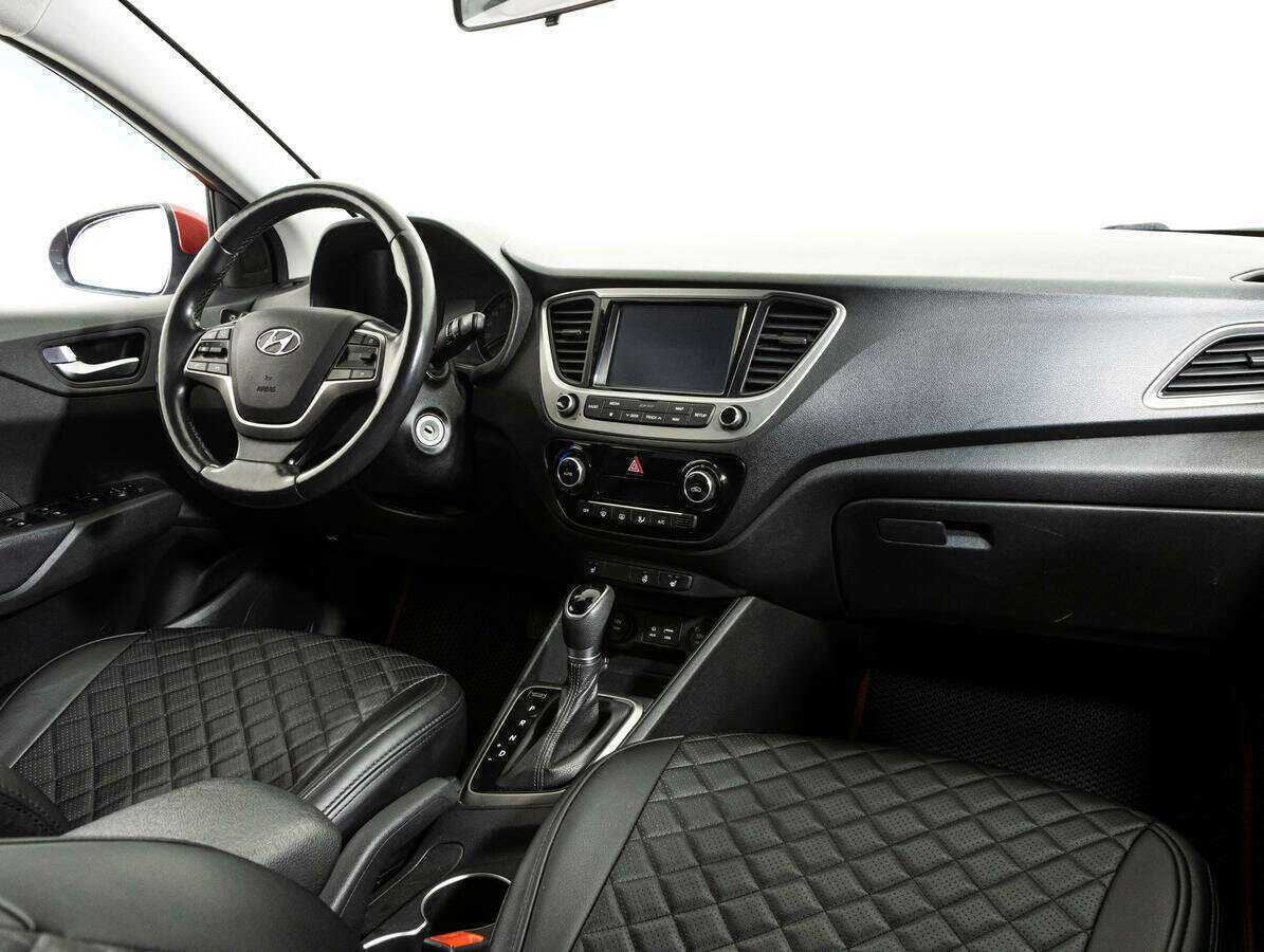 Купить Hyundai Solaris с пробегом. Фото: #8