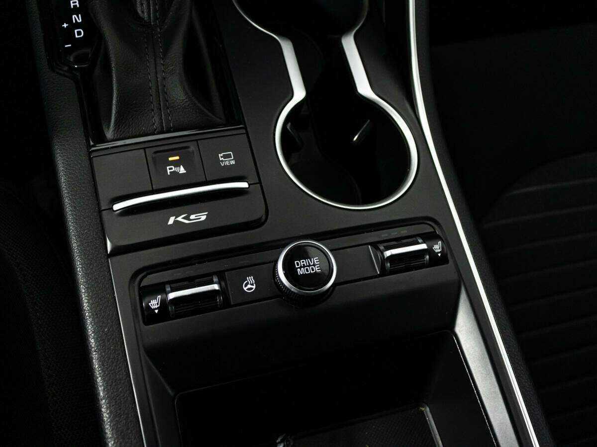 Купить Kia K5 с пробегом. Фото: #16
