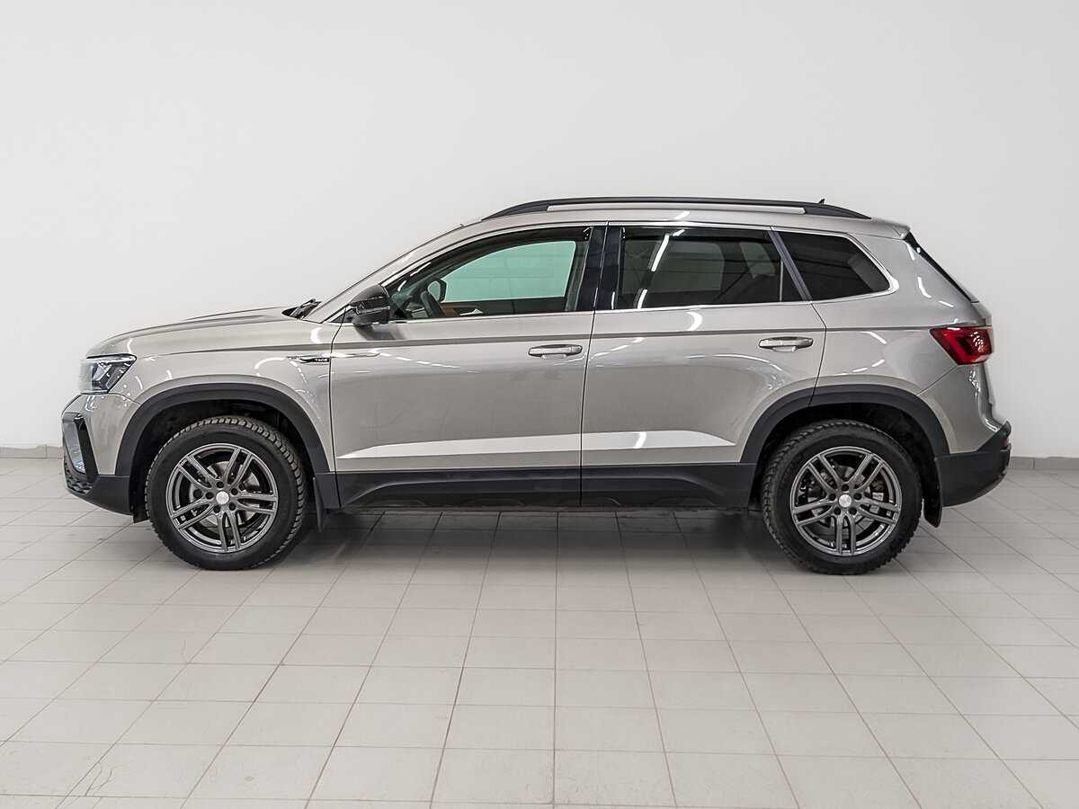 Купить Volkswagen Taos с пробегом. Фото: #7