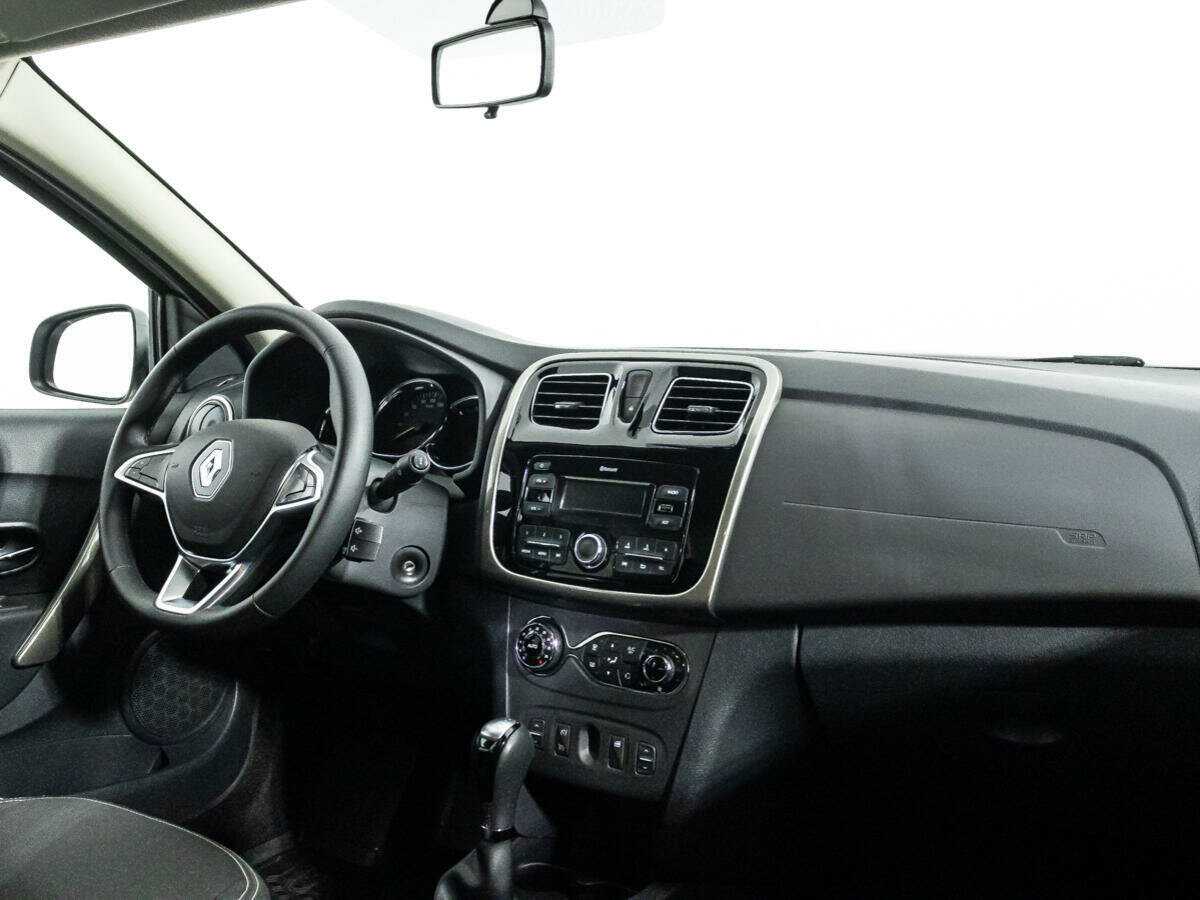 Купить Renault Sandero с пробегом. Фото: #8