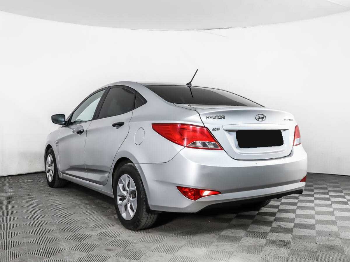 Купить Hyundai Solaris с пробегом. Фото: #6