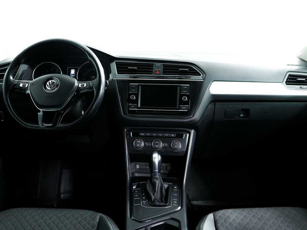 Купить Volkswagen Tiguan с пробегом. Фото: #10