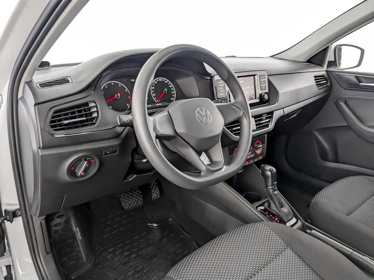 Купить Volkswagen Polo с пробегом. Фото: #13