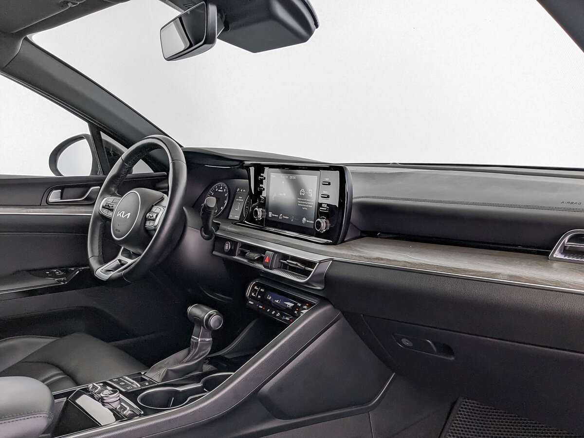 Купить Kia K5 с пробегом. Фото: #8