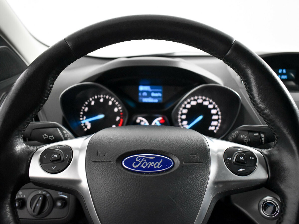 Купить Ford Kuga с пробегом. Фото: #14