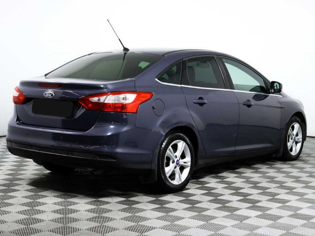 Купить Ford Focus с пробегом. Фото: #4