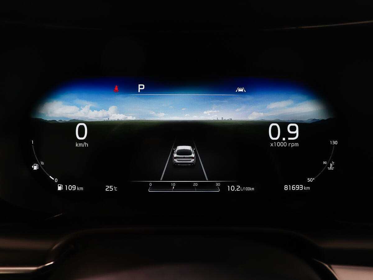 Купить Kia K5 с пробегом. Фото: #13