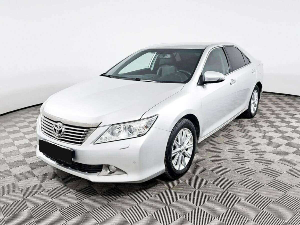 Купить Toyota Camry с пробегом. Посмотреть фото