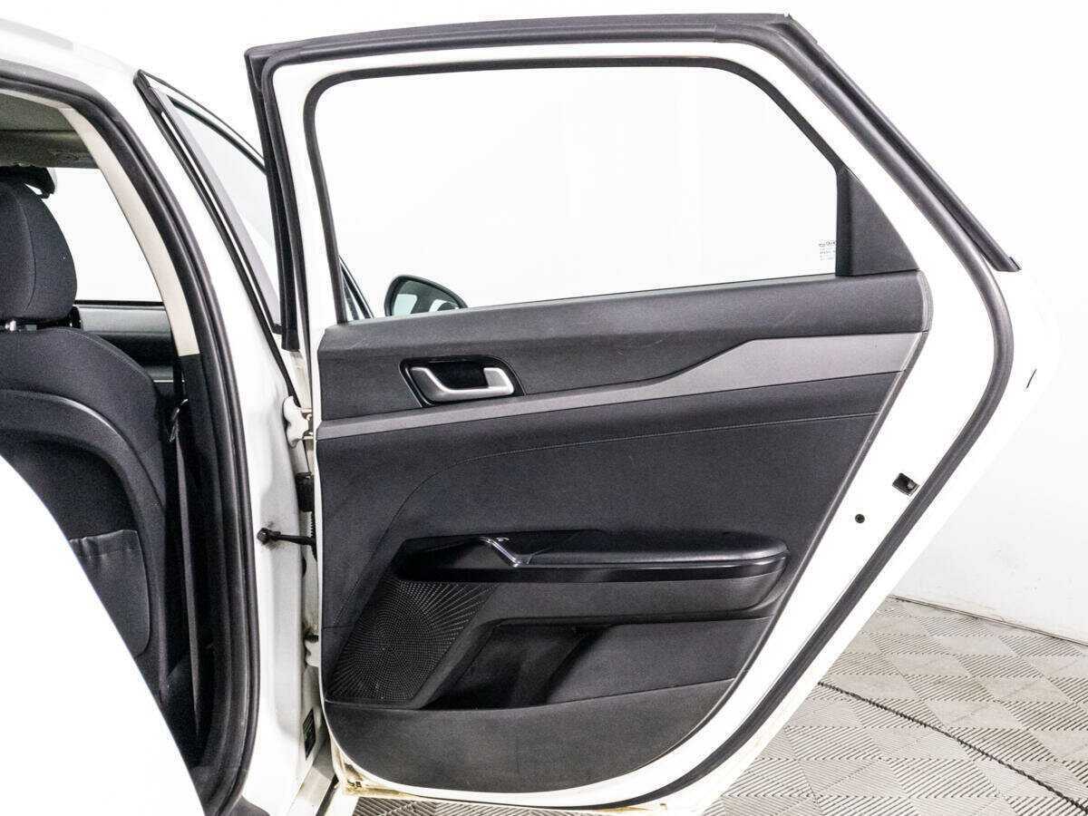 Купить Kia K5 с пробегом. Фото: #26