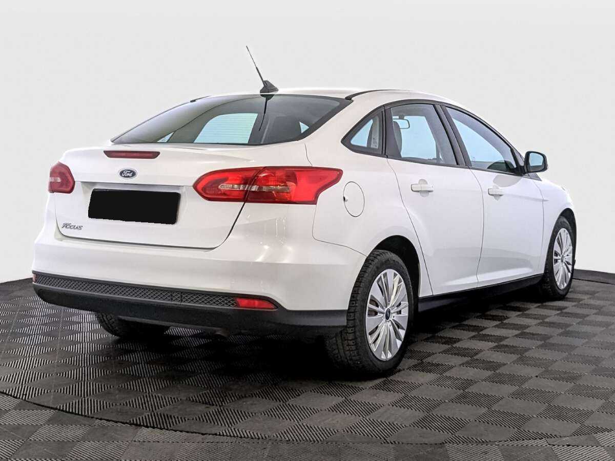 Купить Ford Focus с пробегом. Фото: #4