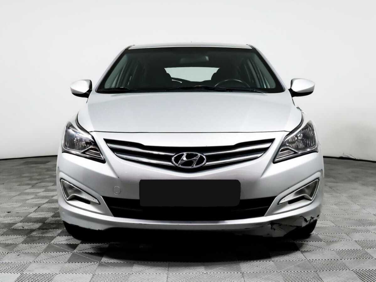 Купить Hyundai Solaris с пробегом. Фото: #1
