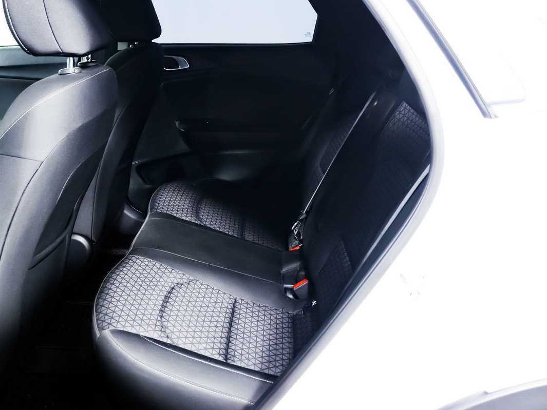 Купить Kia XCeed с пробегом. Фото: #11