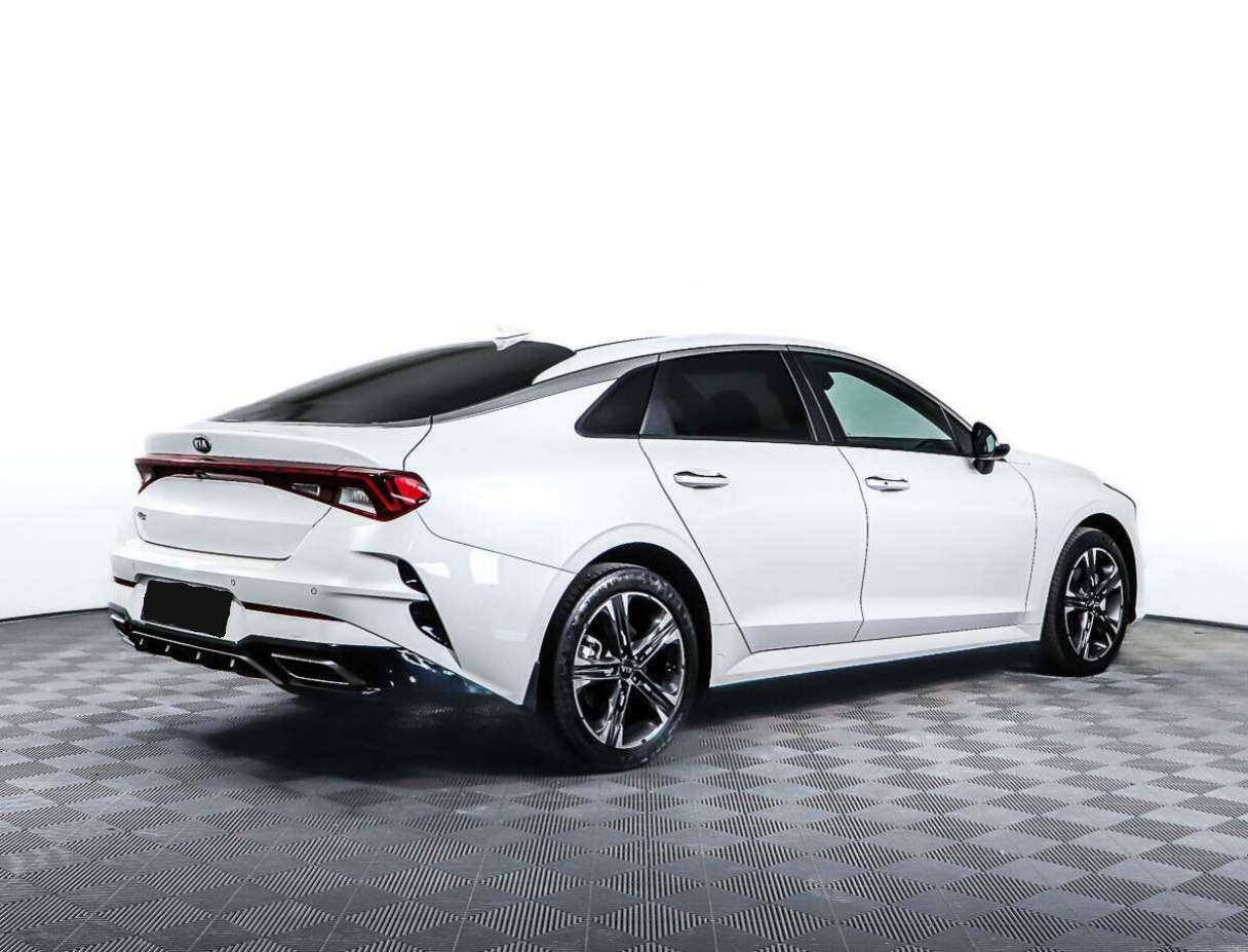 Купить Kia K5 с пробегом. Фото: #4