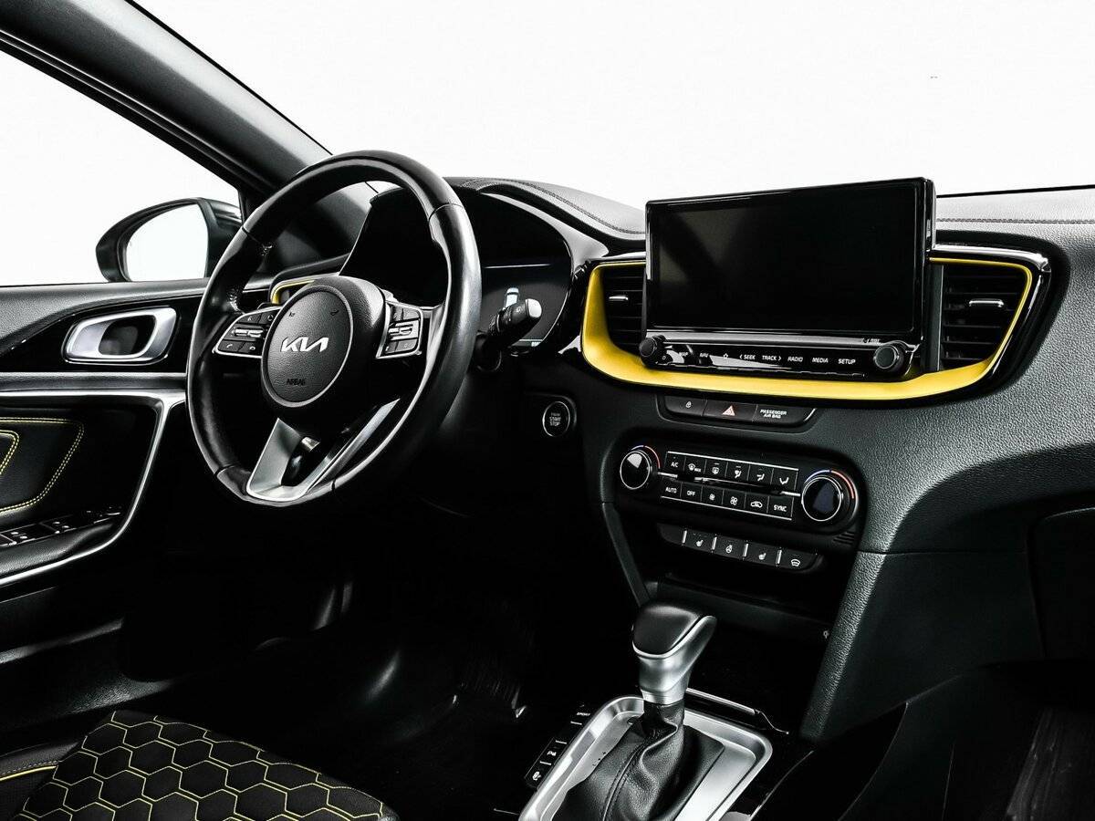 Купить Kia XCeed с пробегом. Фото: #8