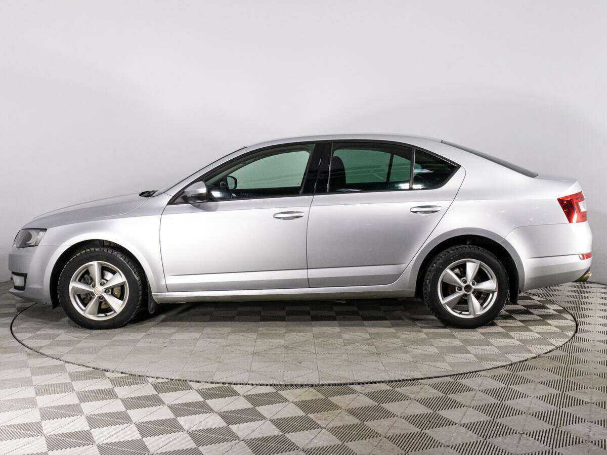 Купить Skoda Octavia с пробегом. Фото: #6