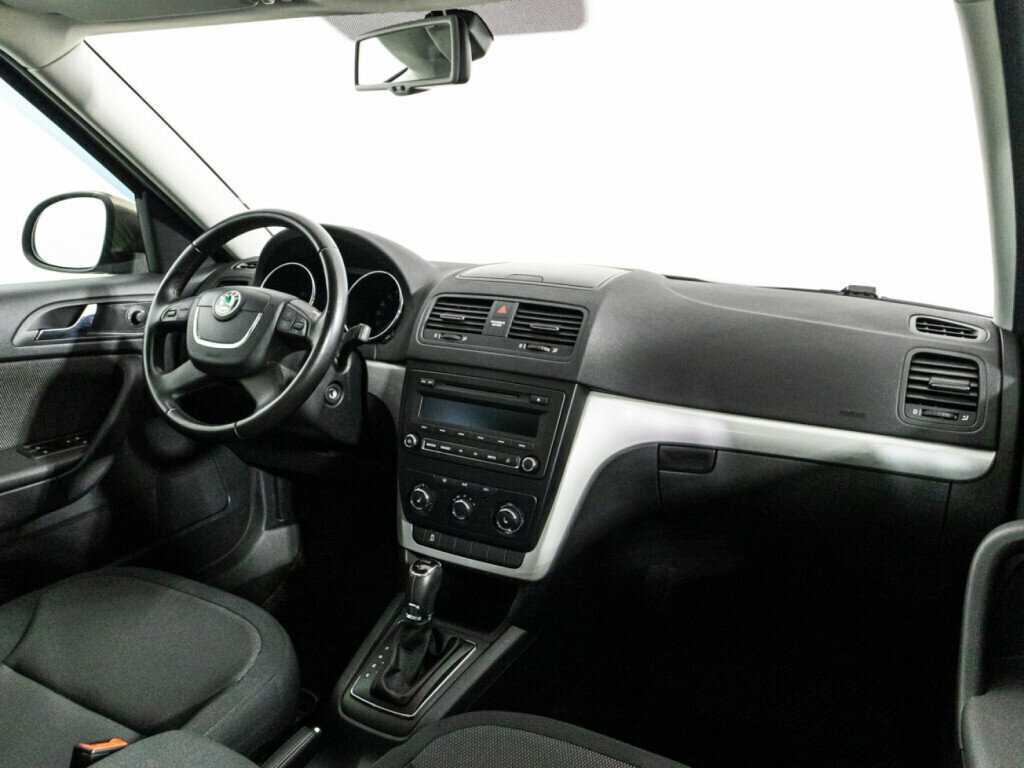 Купить Skoda Yeti с пробегом. Фото: #8