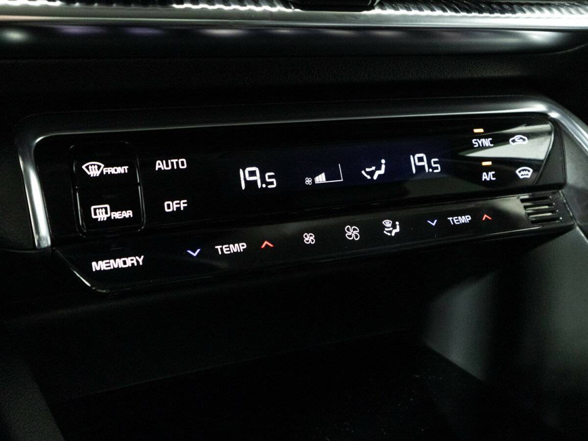 Купить Kia K5 с пробегом. Фото: #16