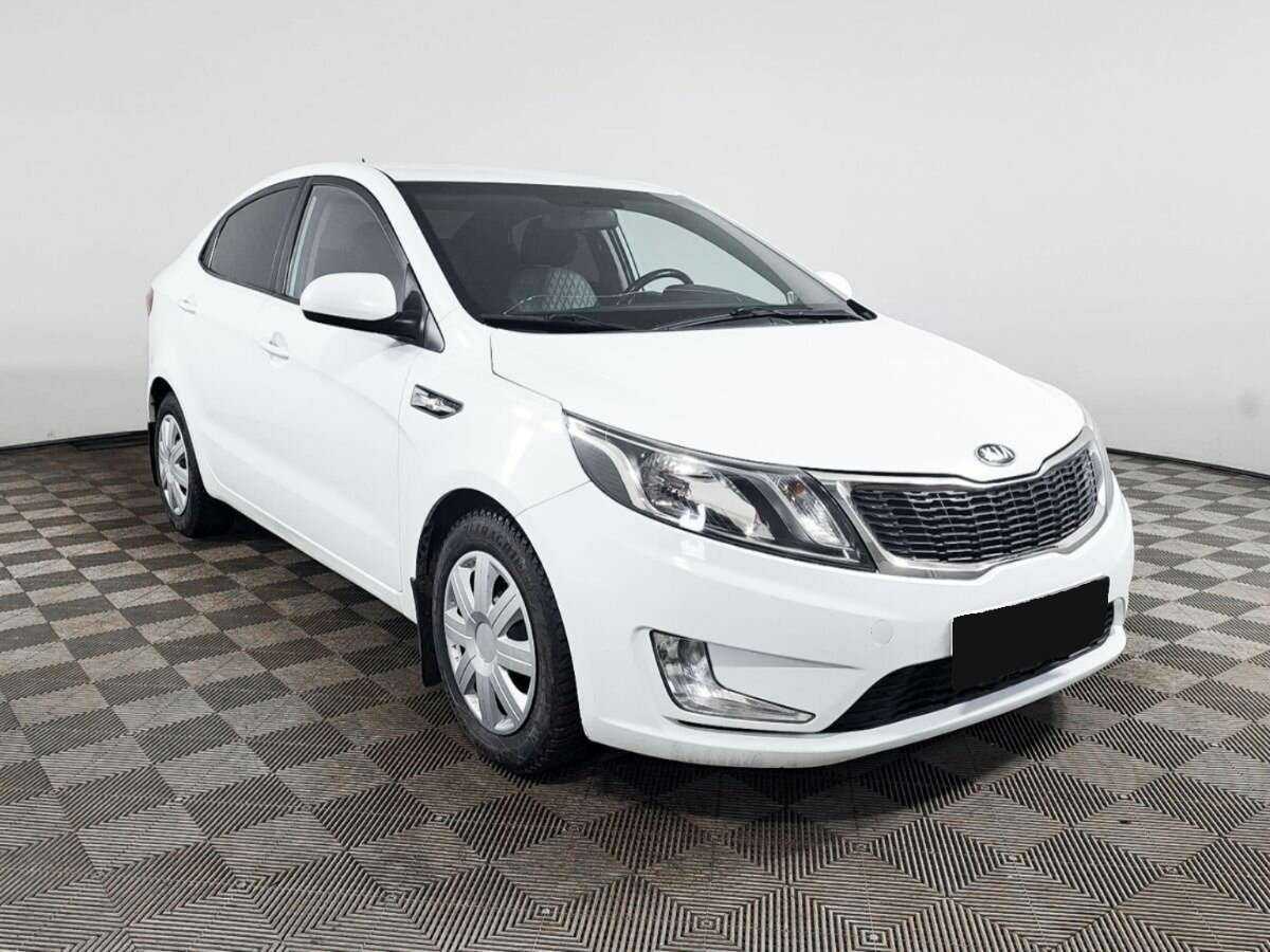 Купить Kia Rio с пробегом. Фото: #2
