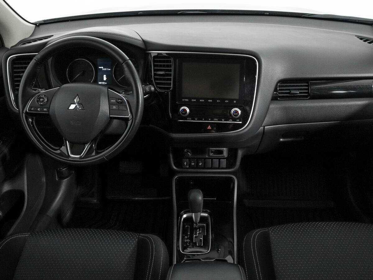 Купить Mitsubishi Outlander с пробегом. Фото: #14