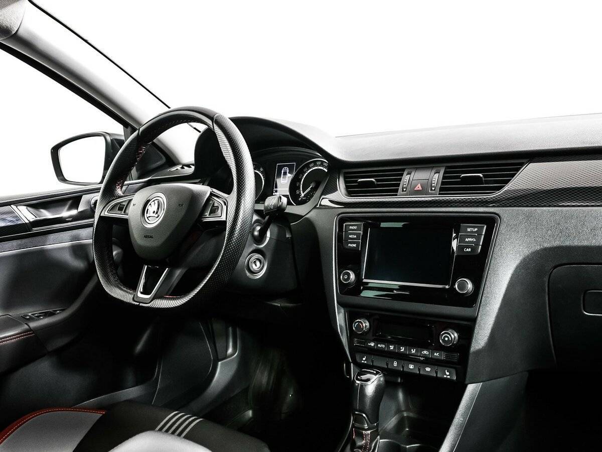 Купить Skoda Rapid с пробегом. Фото: #8