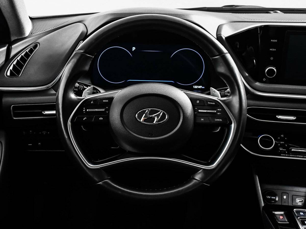 Купить Hyundai Sonata с пробегом. Фото: #11