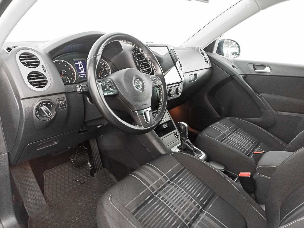 Купить Volkswagen Tiguan с пробегом. Фото: #13
