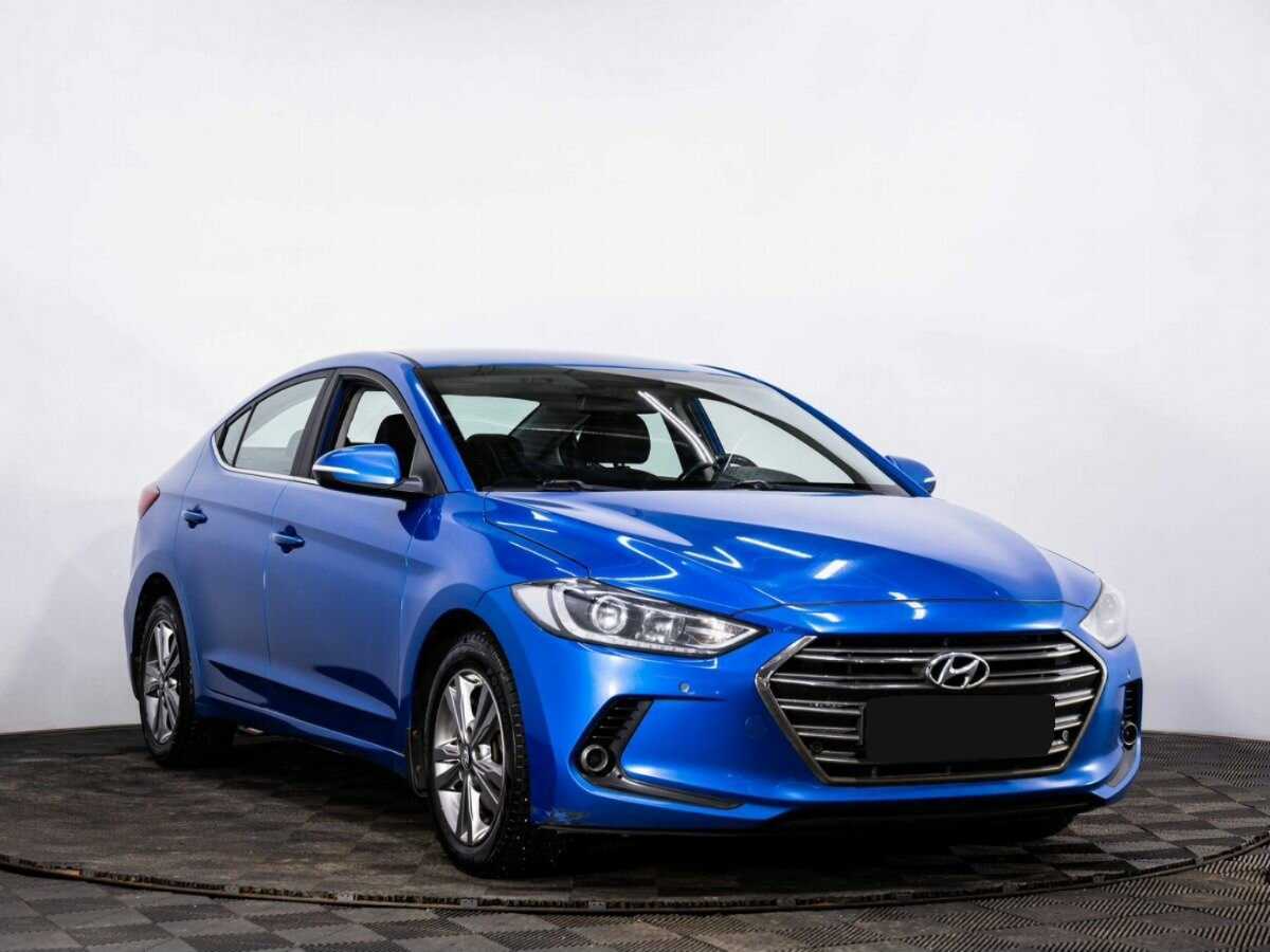Купить Hyundai Elantra с пробегом. Фото: #2