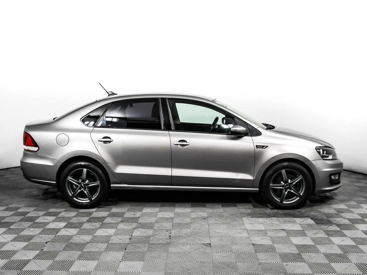 Купить Volkswagen Polo с пробегом. Фото: #3
