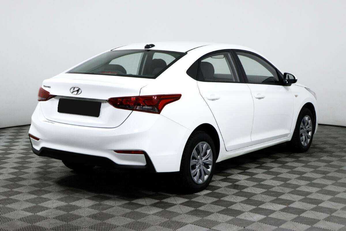 Купить Hyundai Solaris с пробегом. Фото: #4