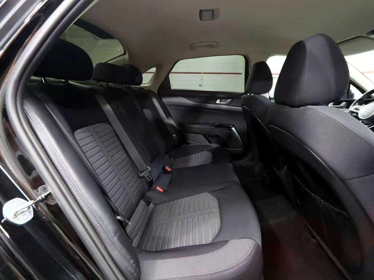 Купить Kia K5 с пробегом. Фото: #13