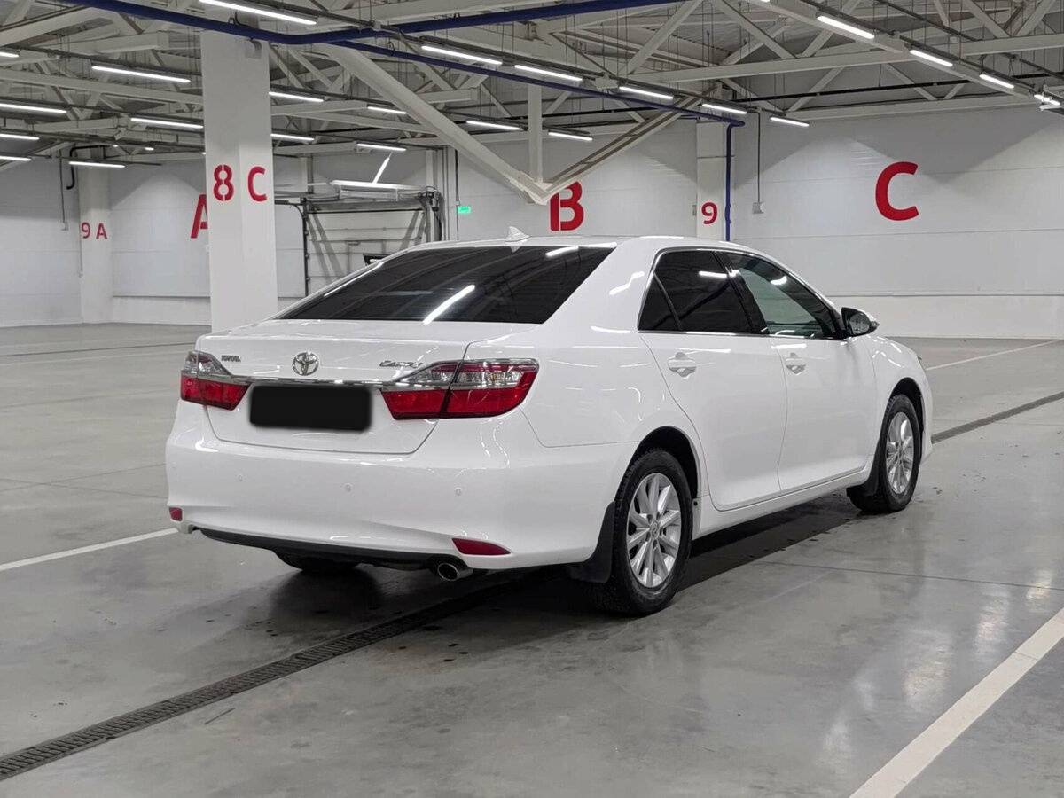 Купить Toyota Camry с пробегом. Фото: #4