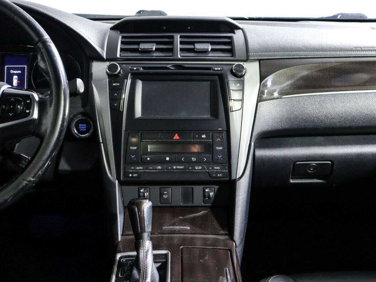 Купить Toyota Camry с пробегом. Фото: #9