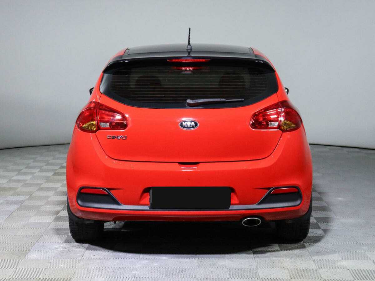 Купить Kia Ceed с пробегом. Фото: #4