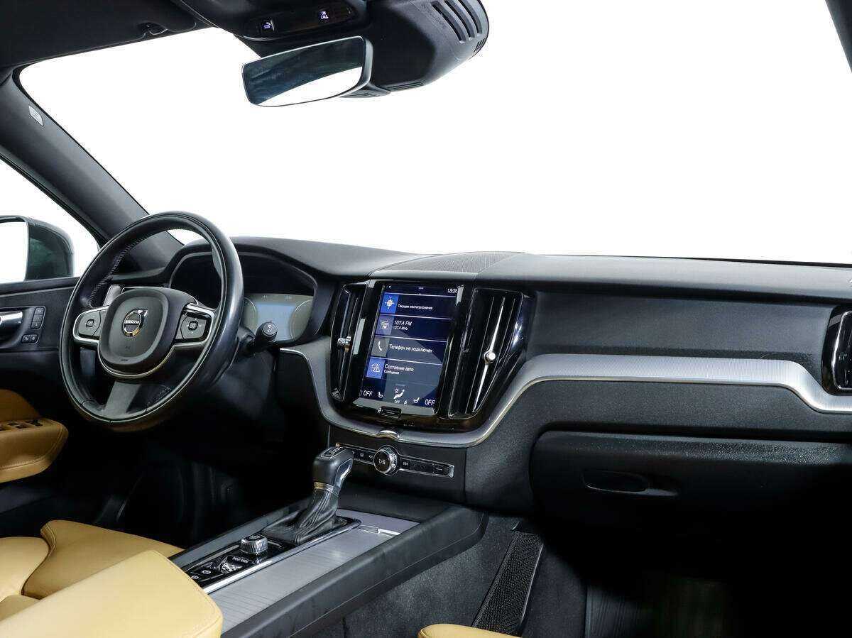 Купить Volvo XC60 с пробегом. Фото: #6