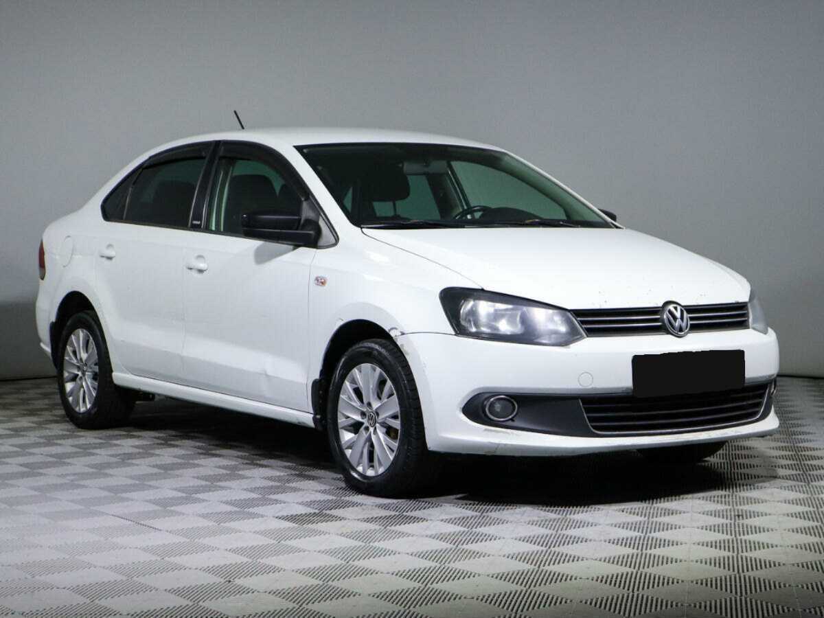 Купить Volkswagen Polo с пробегом. Фото: #2