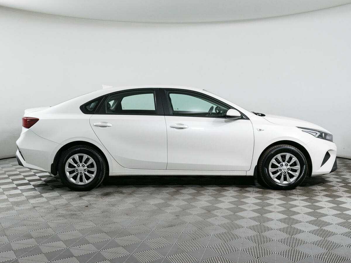 Купить Kia Cerato с пробегом. Фото: #3